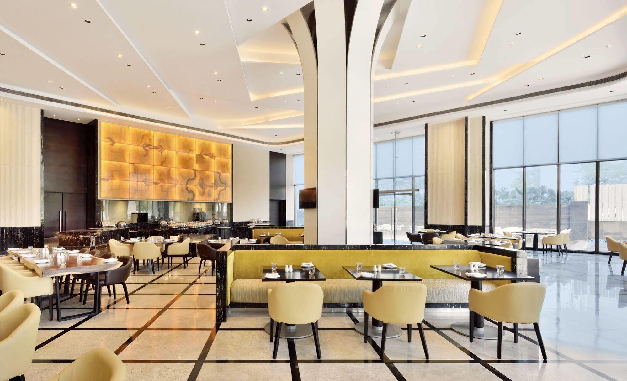 Radisson Blu Coimbatore Exterior foto The Park, Hyderabad